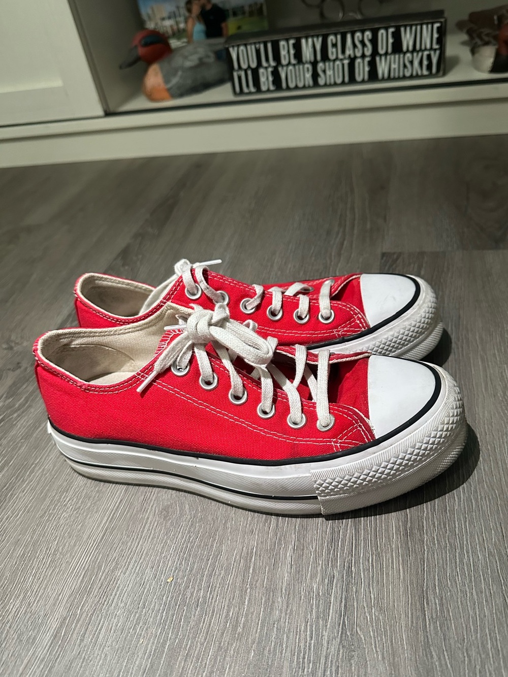 Red platform converse women’s size 7 - Picture 2 of 8